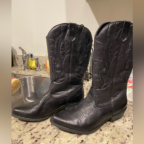 Coconuts by Matisse Shoes New Black Cowboy Boots Poshmark